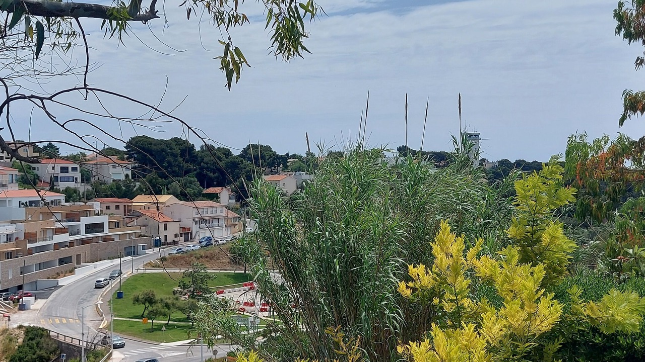 Photo of Others in La Couronne
