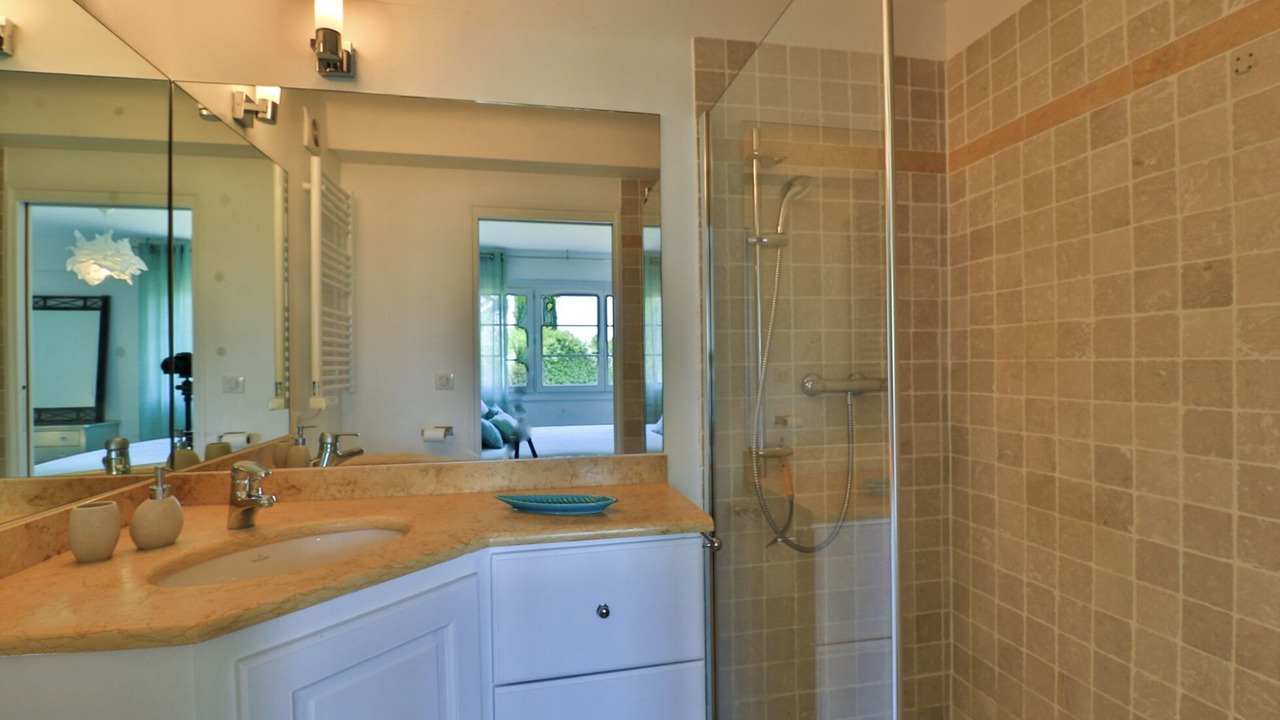 Photo of Bathroom in Aix-en-Provence