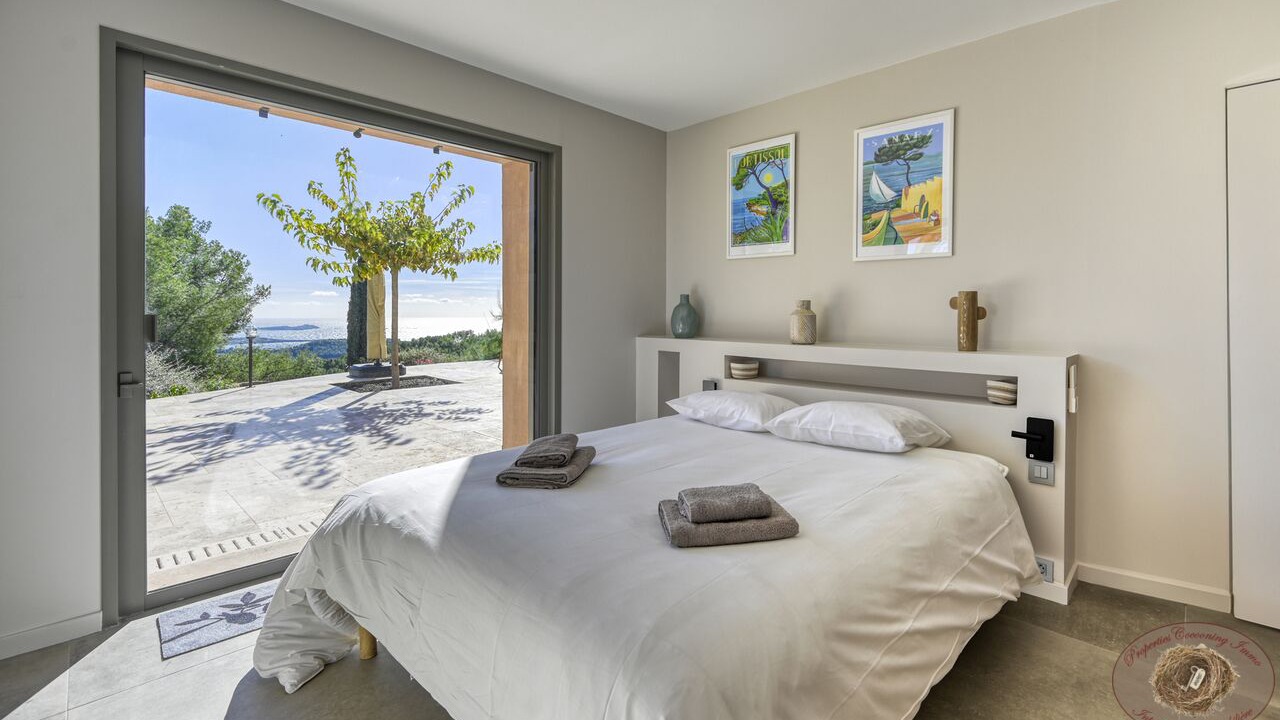Photo of Bedroom in La Cadiere-d'Azur