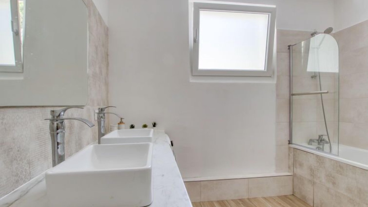 Photo of Bathroom in La Madrague