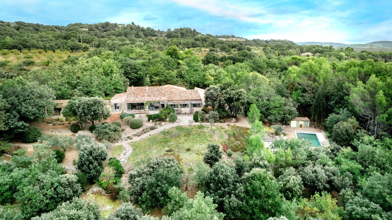 Photo of Outdoor in Murs