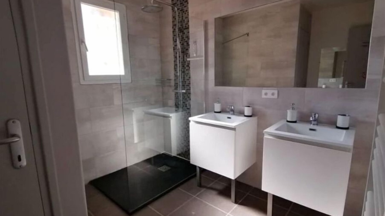 Photo of Bathroom in Castillon-du-Gard
