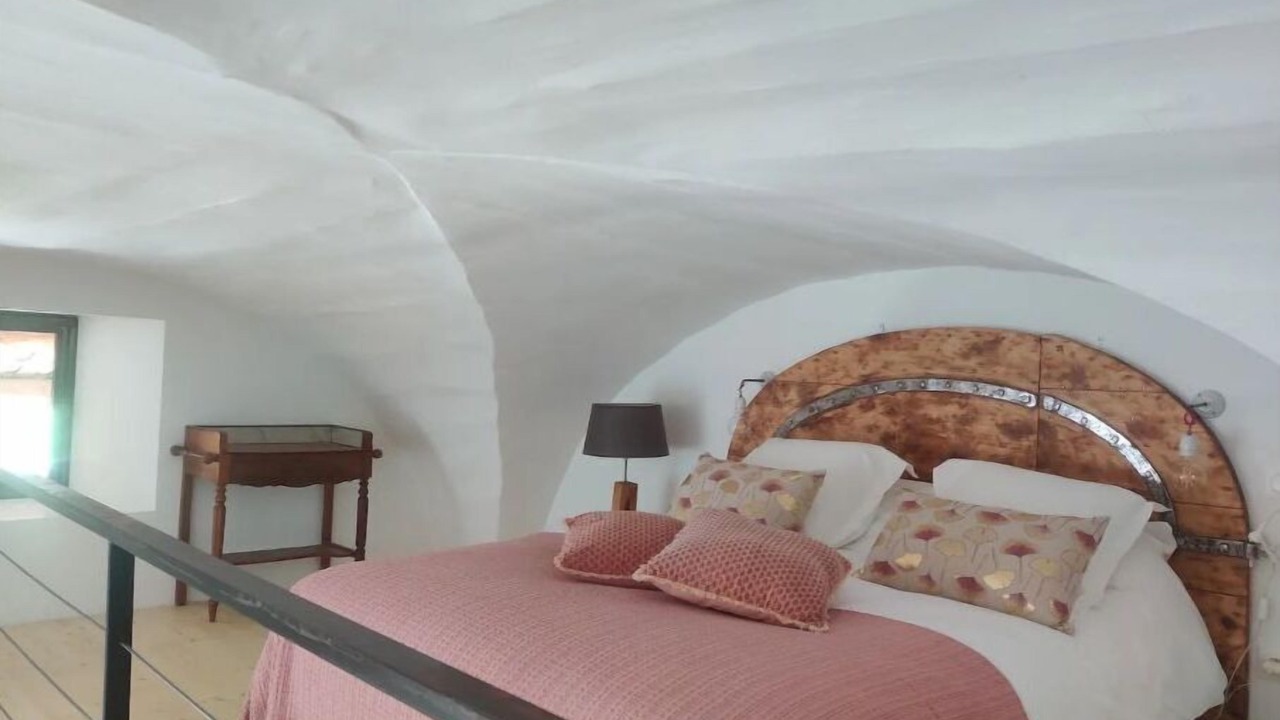Photo of Bedroom in Lourmarin