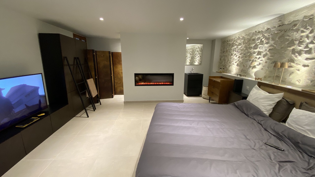 Photo of Bedroom in La Brillanne