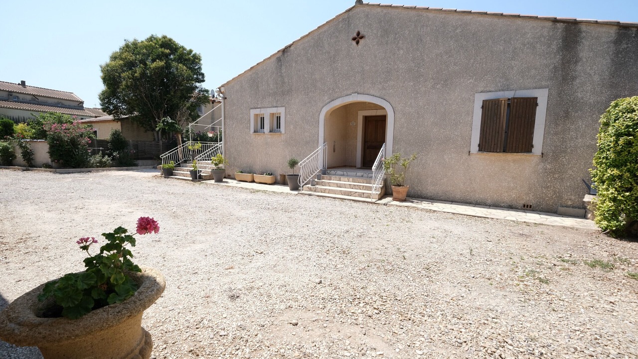 Photo of Outdoor in Mouries