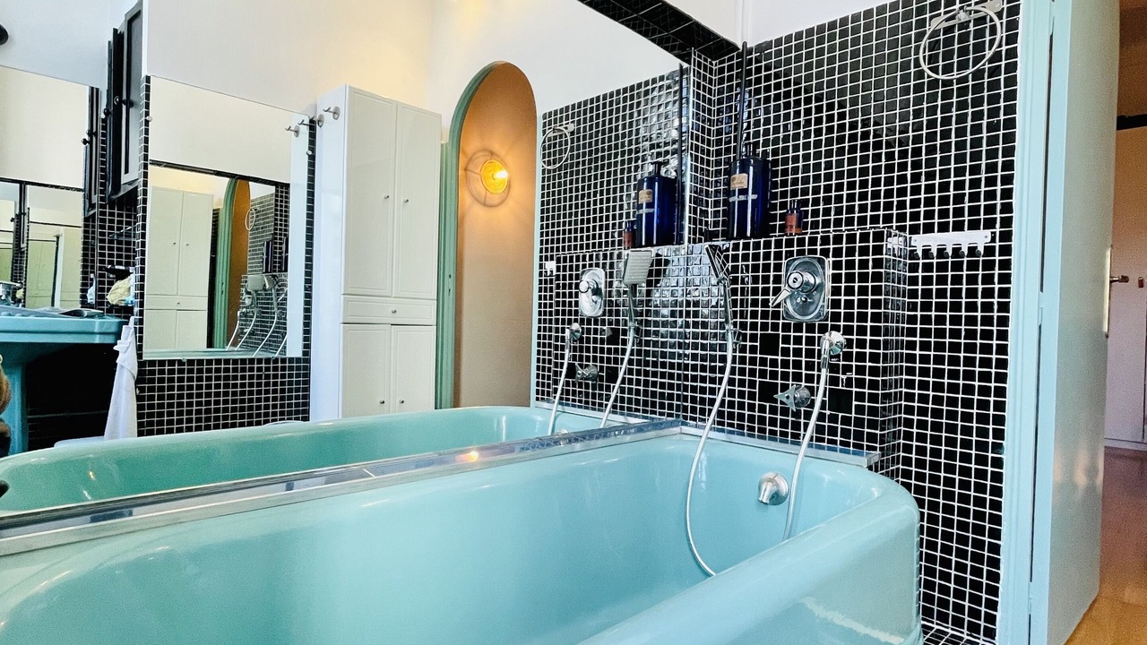 Photo of Bathroom in 8th Arrondissement