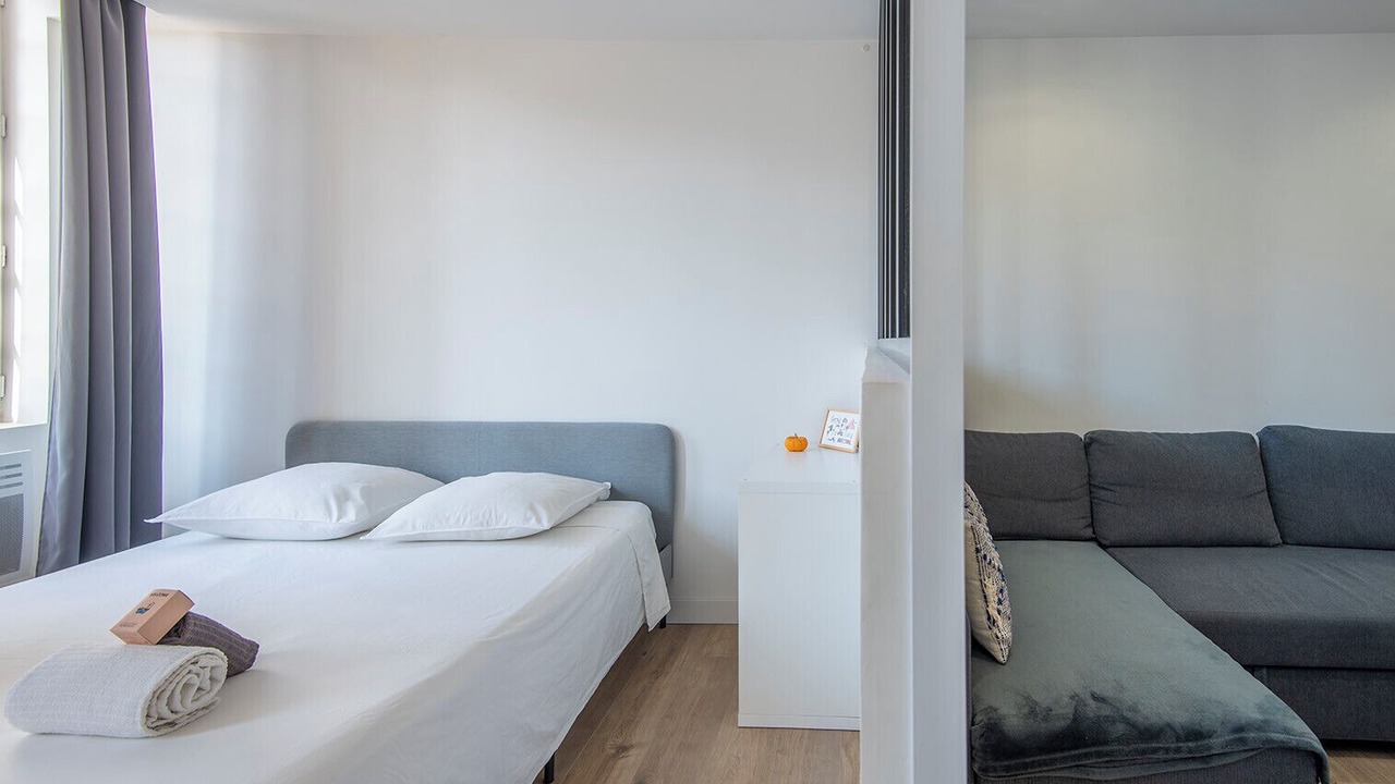 Photo of Bedroom in Hotel-de-Ville