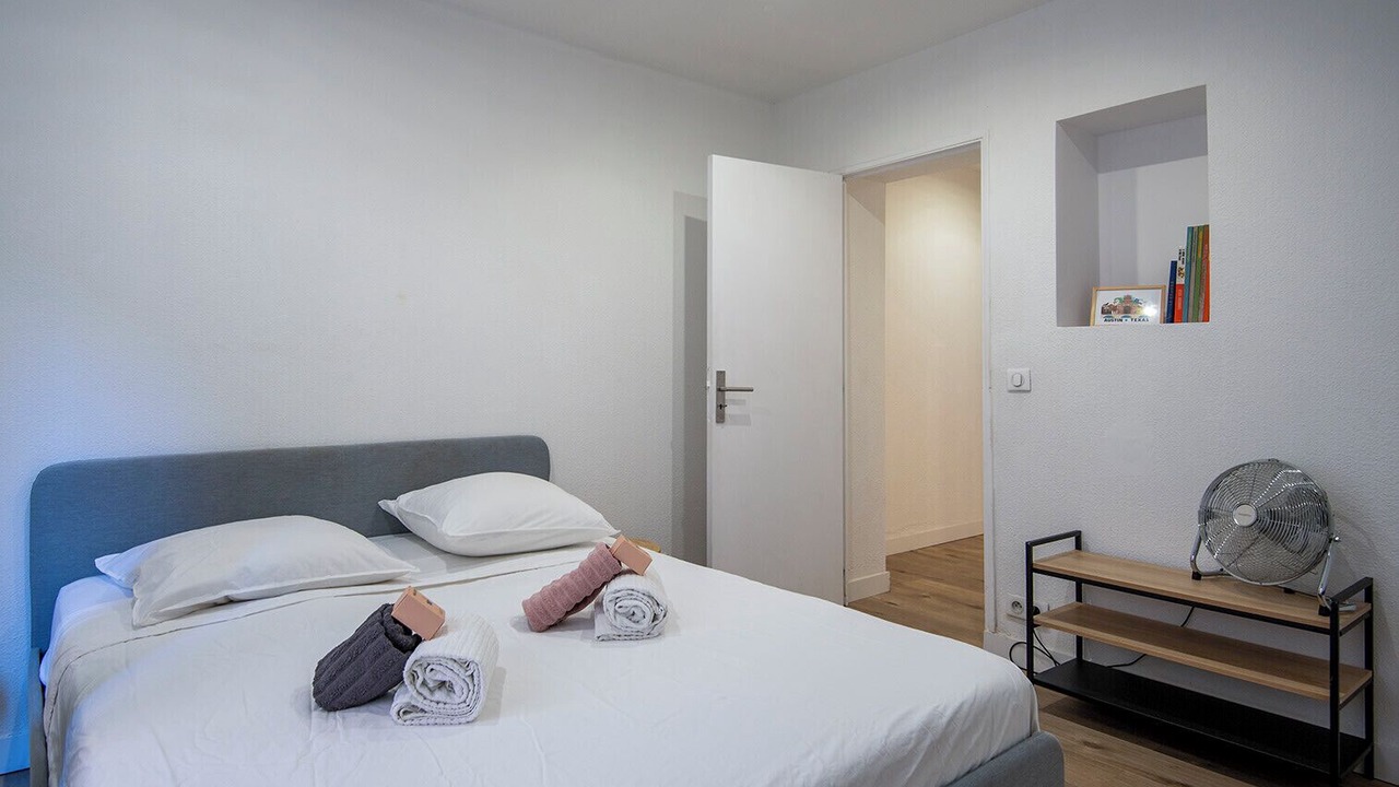 Photo of Bedroom in Hotel-de-Ville