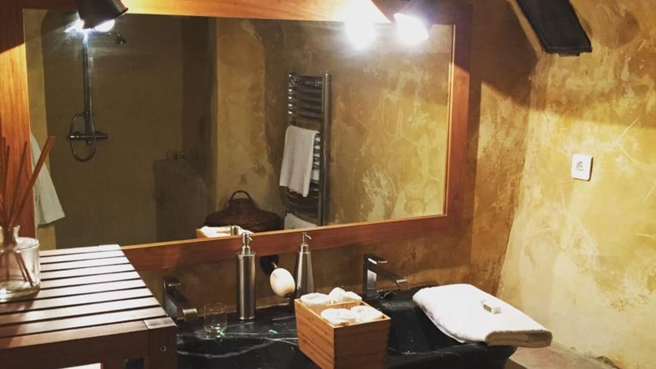 Photo of Bathroom in Savoillan