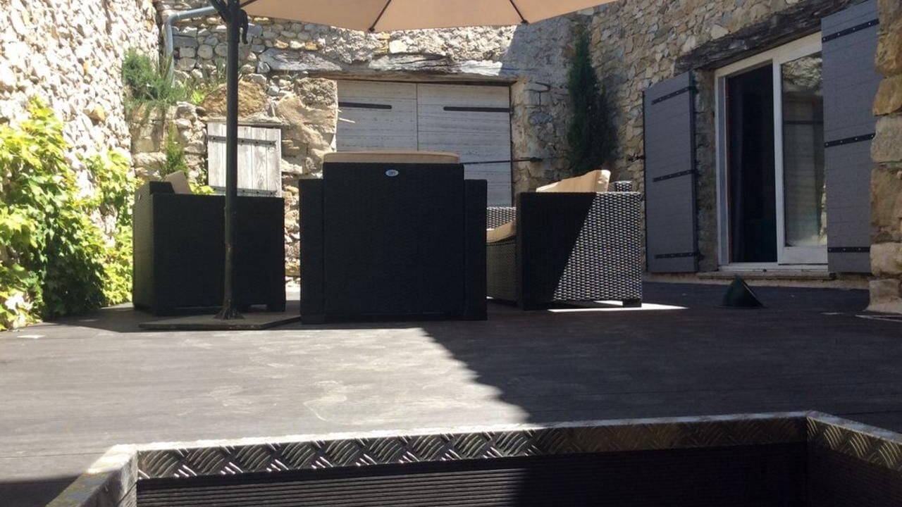 Photo of Patio Balcony in Savoillan