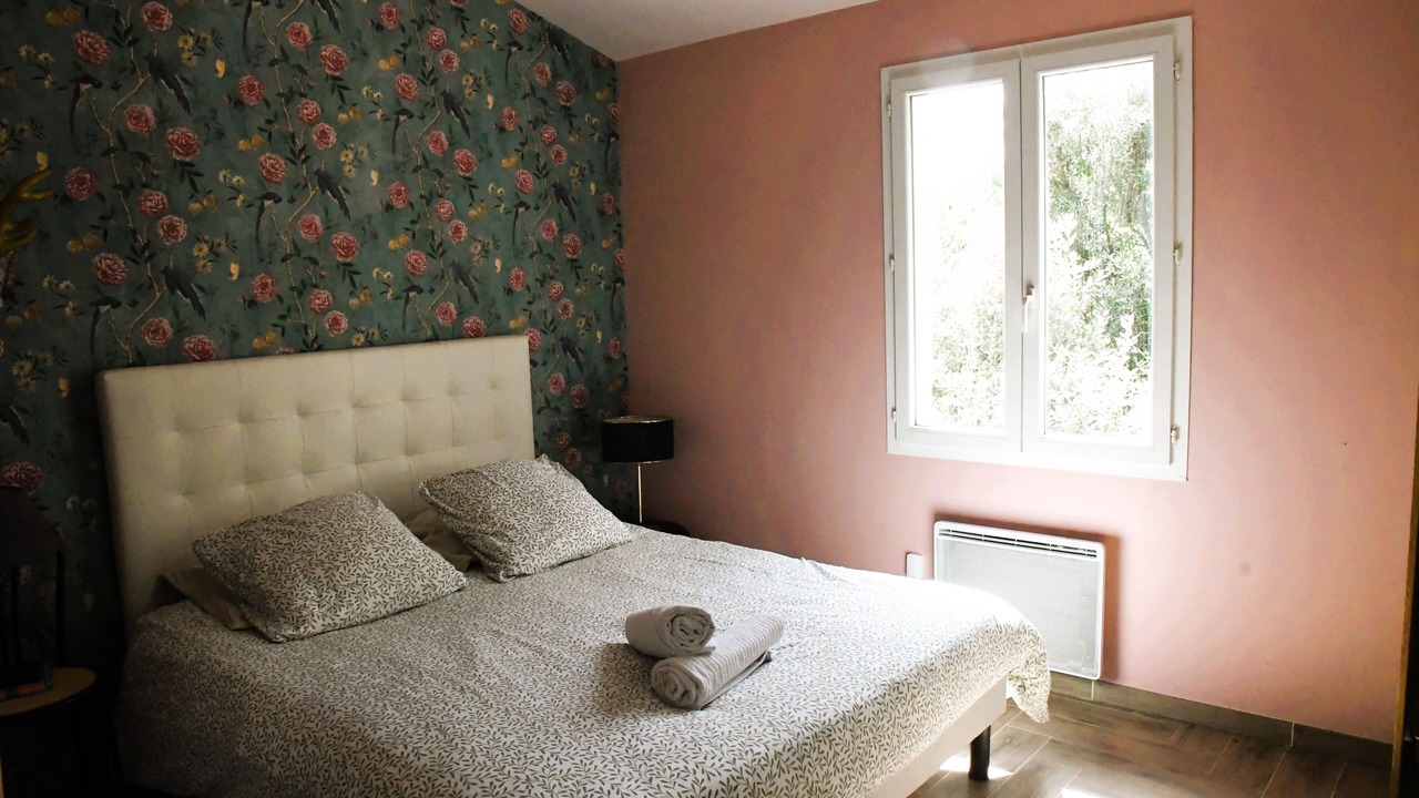 Photo of Bedroom in Plan-d'Aups-Sainte-Baume