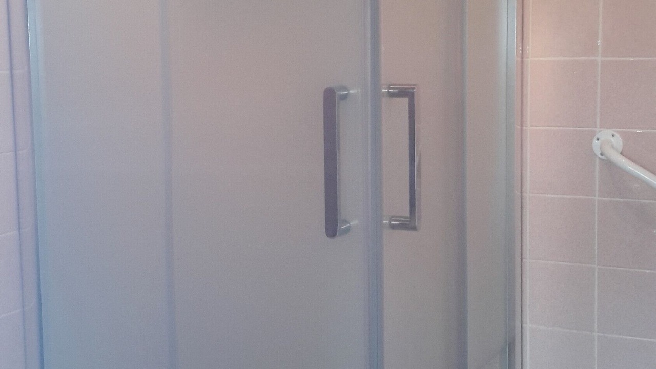 Photo of Bathroom in La Roque-d'Antheron