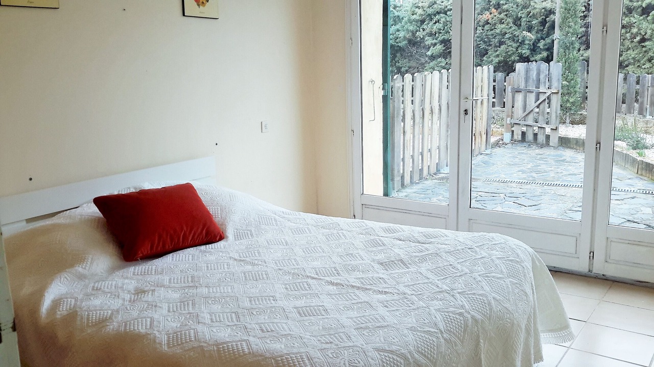 Photo of Bedroom in La Roque-d'Antheron