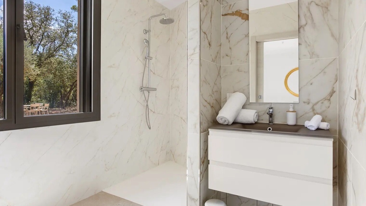 Photo of Bathroom in Trans-en-Provence