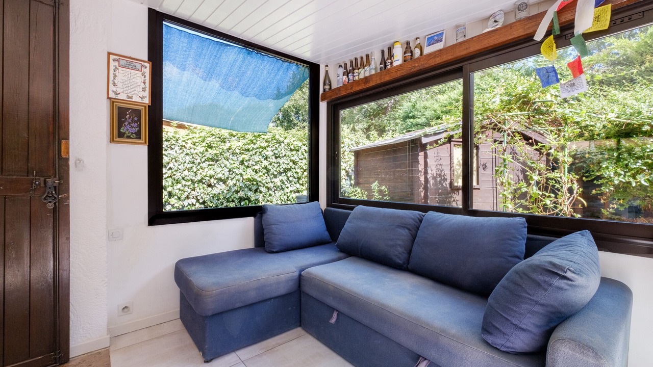 Photo of Livingroom in Saint-Cezaire-sur-Siagne