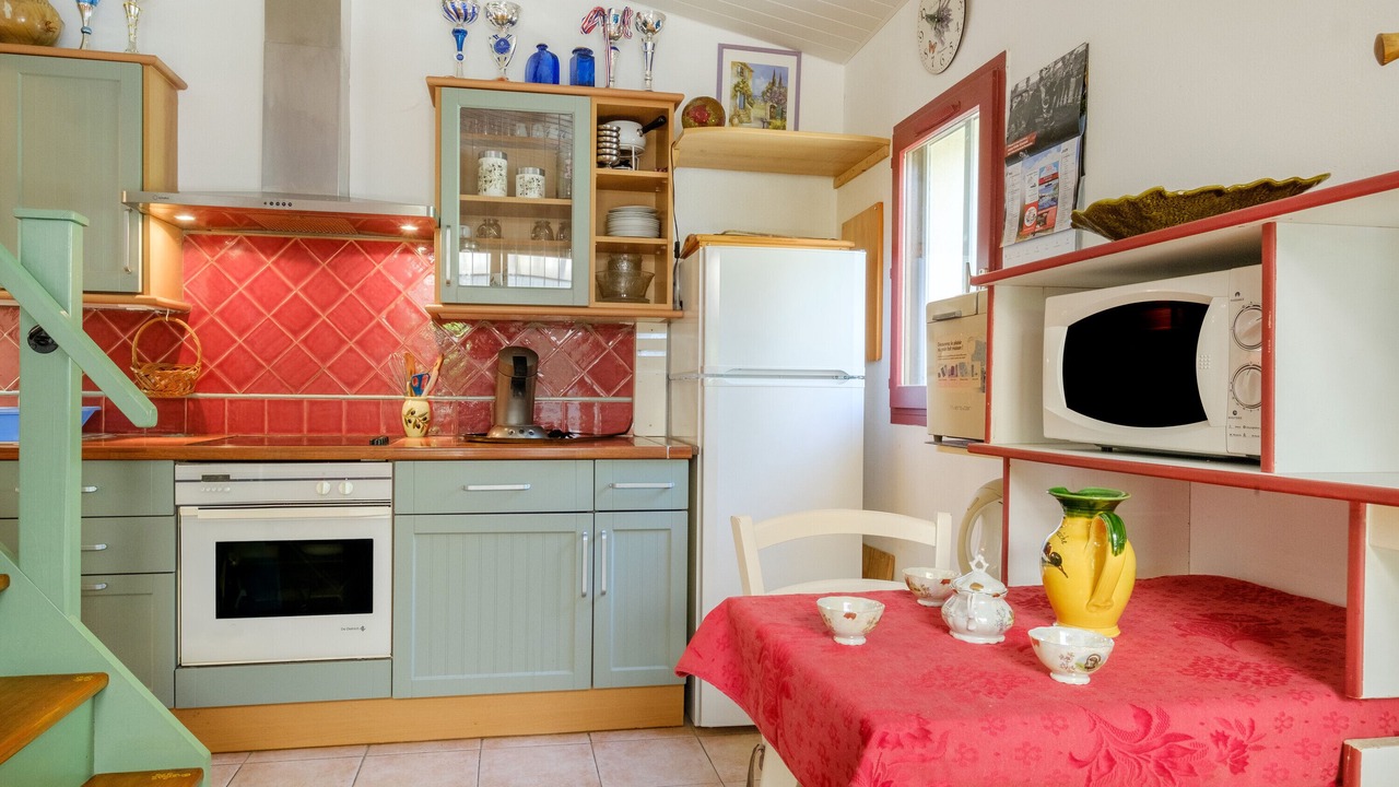 Photo of Kitchen in Saint-Cezaire-sur-Siagne