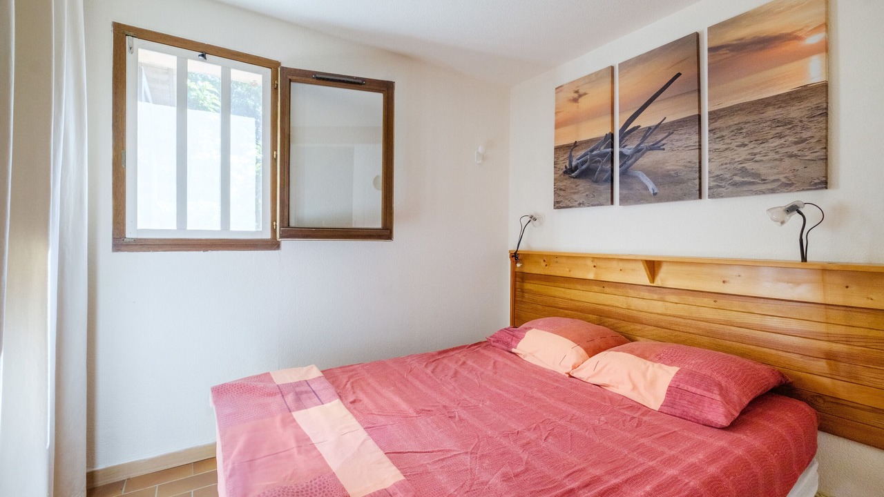 Photo of Bedroom in Saint-Cezaire-sur-Siagne