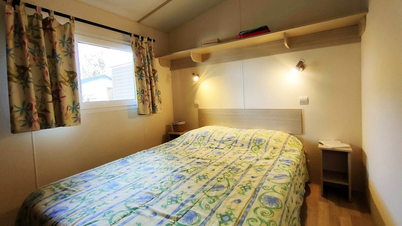Photo of Bedroom in Bormes-Les-Mimosas
