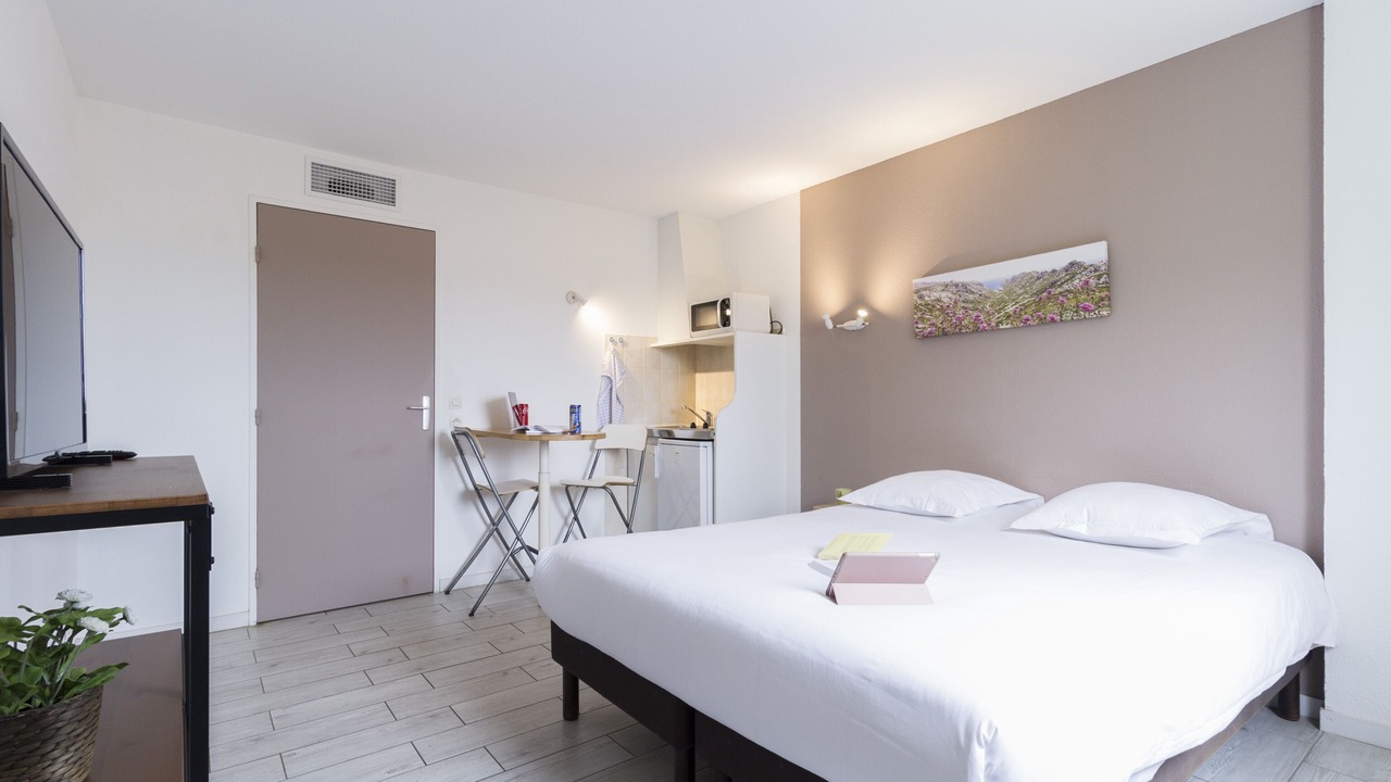 Photo of Bedroom in Puyricard