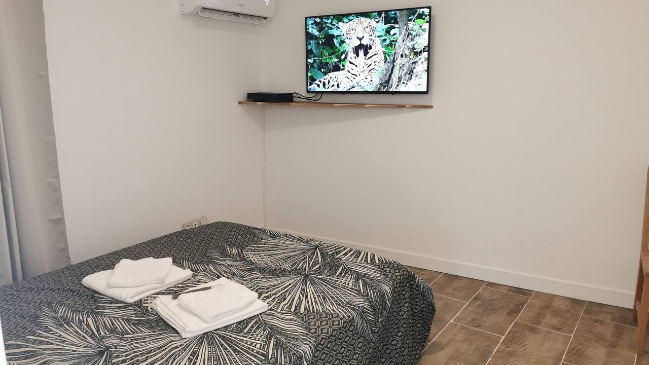 Photo of Bedroom in Les Baumettes