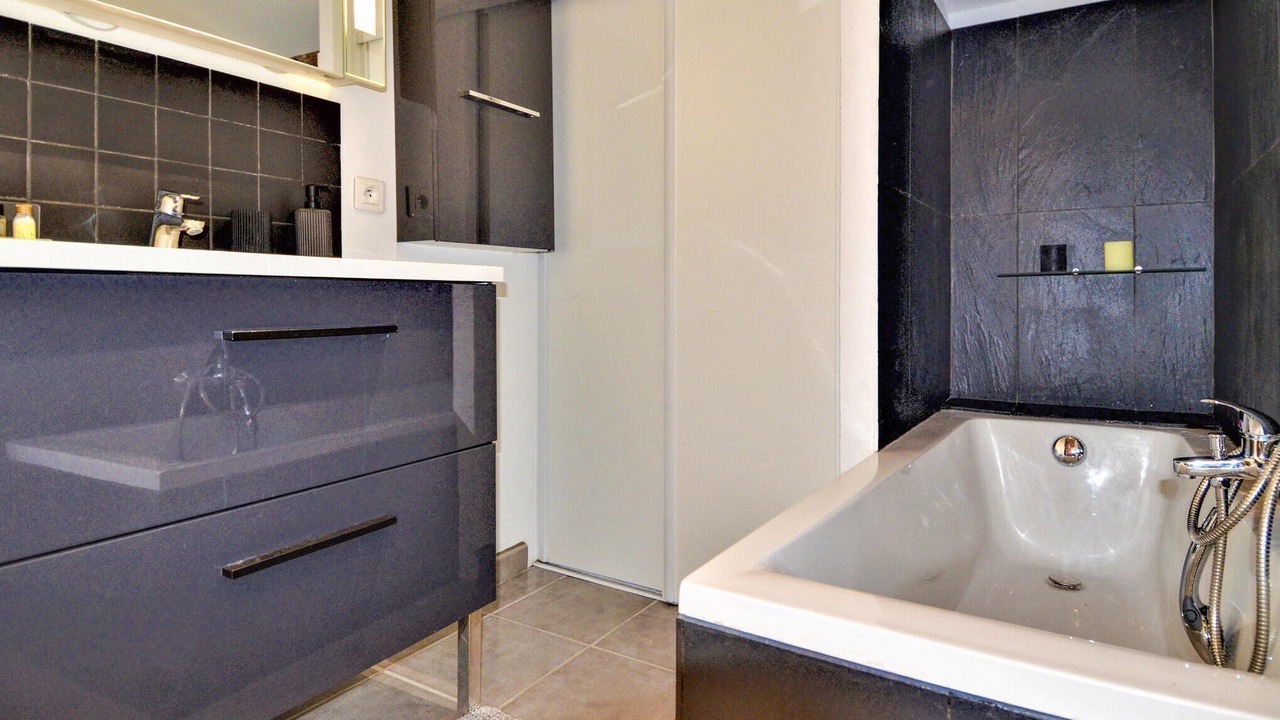 Photo of Bathroom in Laudun