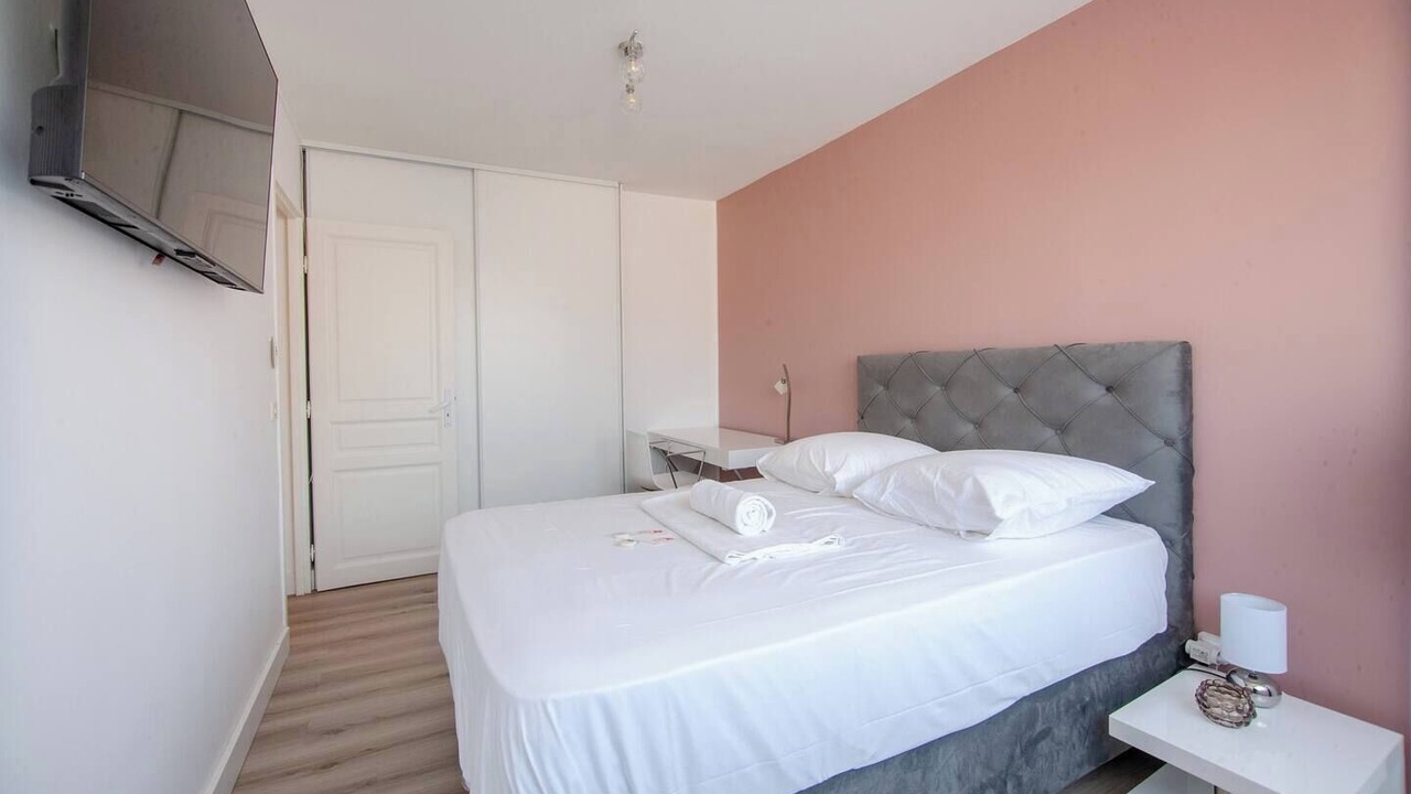 Photo of Bedroom in Bonneveine