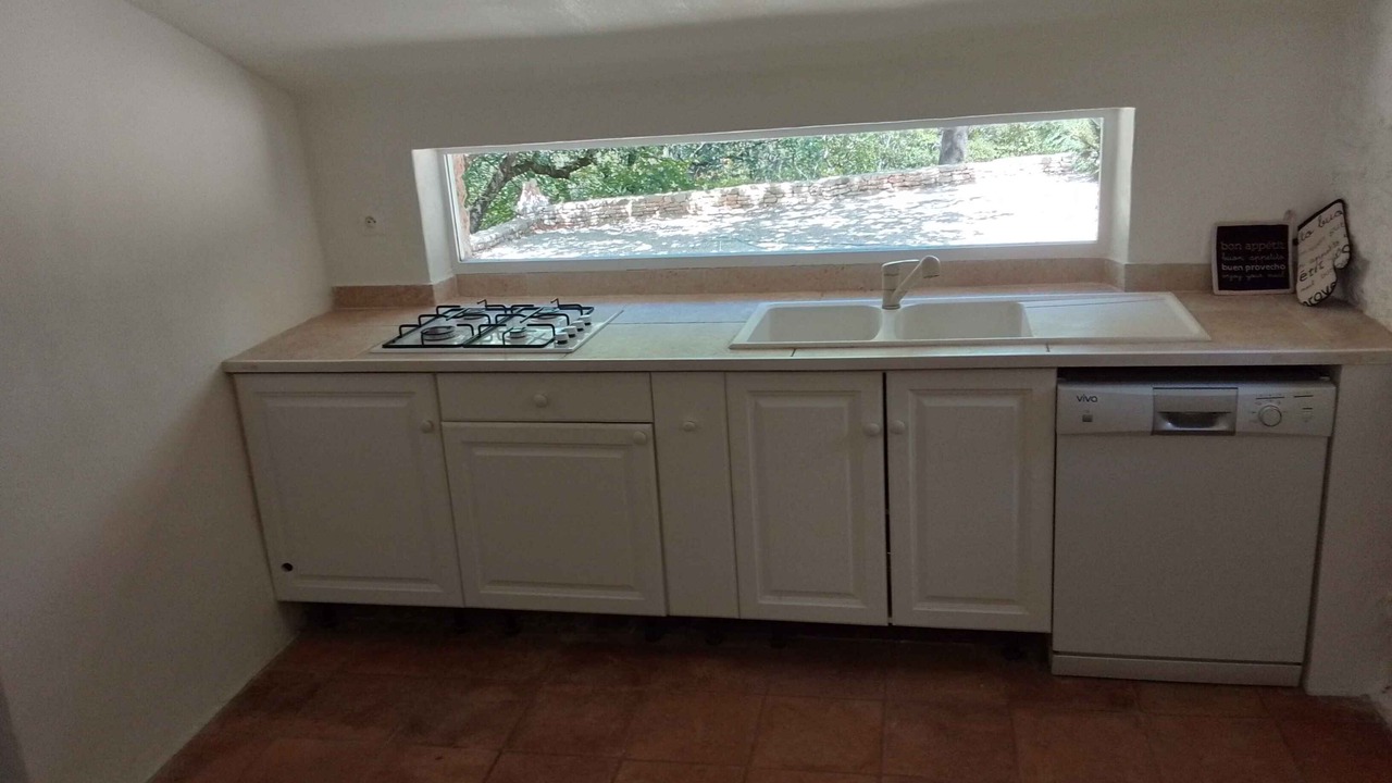 Photo of Kitchen in Apt