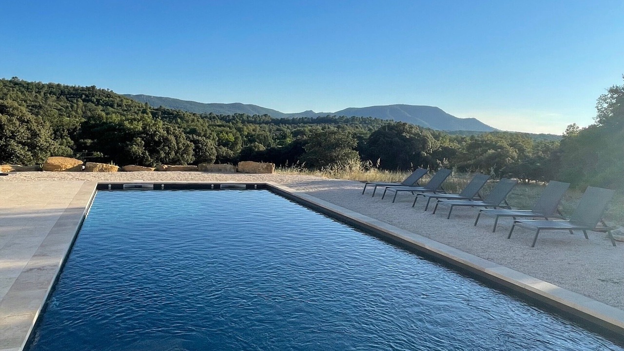Photo of Outdoor in Jouques