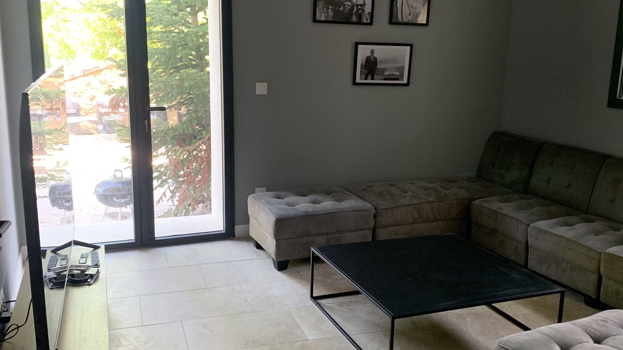 Photo of Livingroom in Jouques