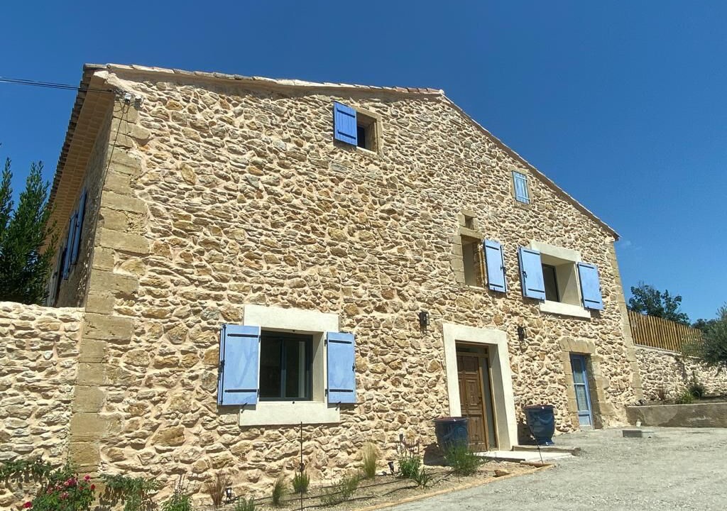 Photo of Outdoor in Jouques