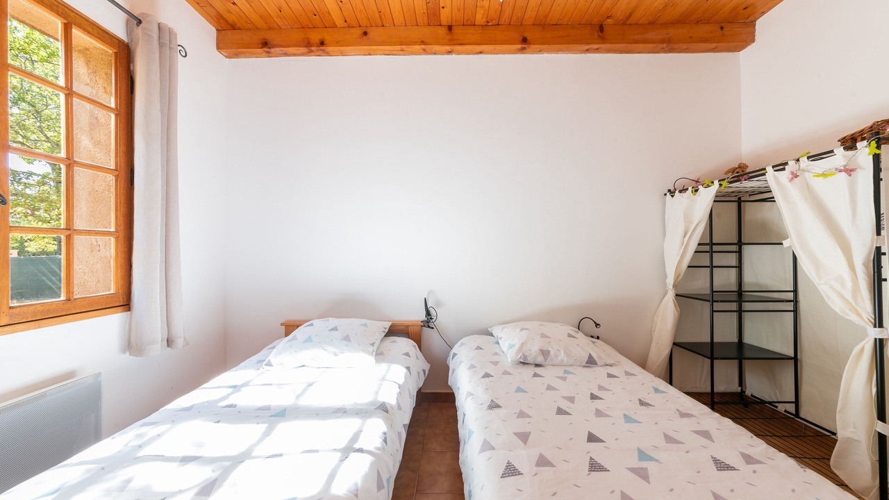 Photo of Bedroom in Regusse