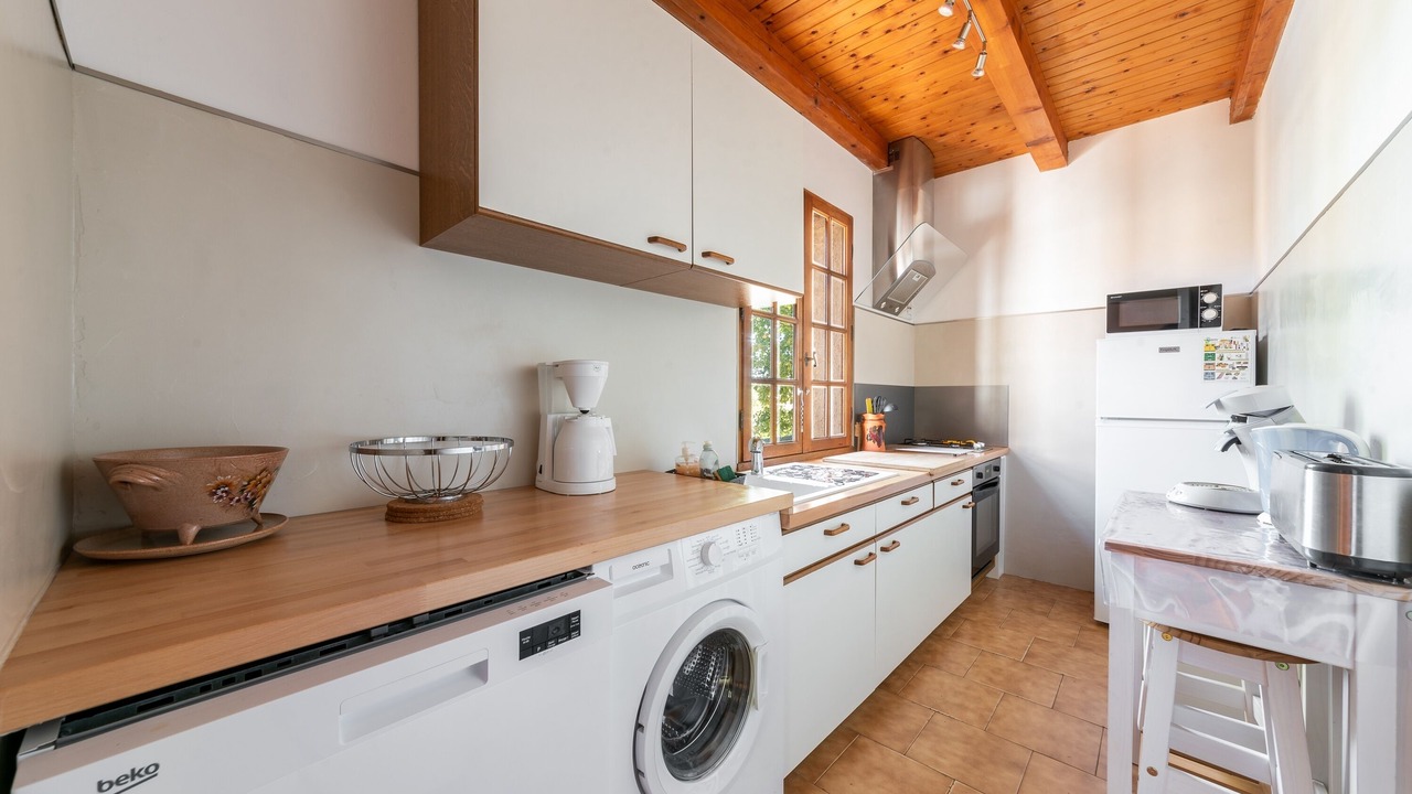 Photo of Kitchen in Regusse