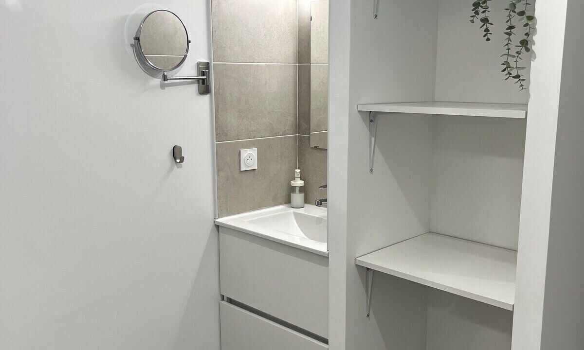 Photo of Bathroom in Velaux