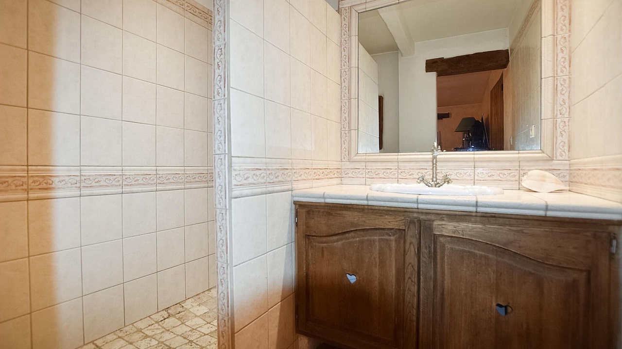 Photo of Bathroom in Venasque