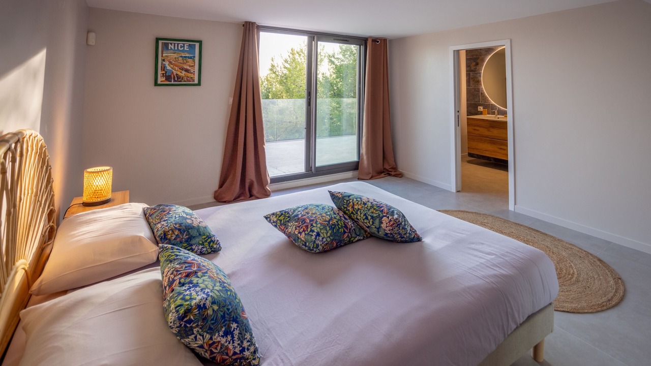 Photo of Bedroom in Ollioules