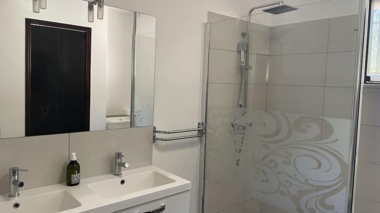 Photo of Bathroom in La Valette-du-Var