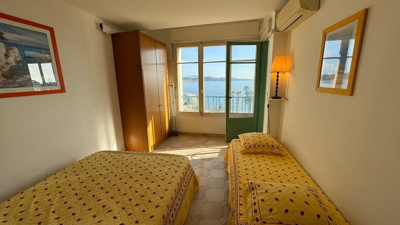 Photo of Bedroom in Bandol