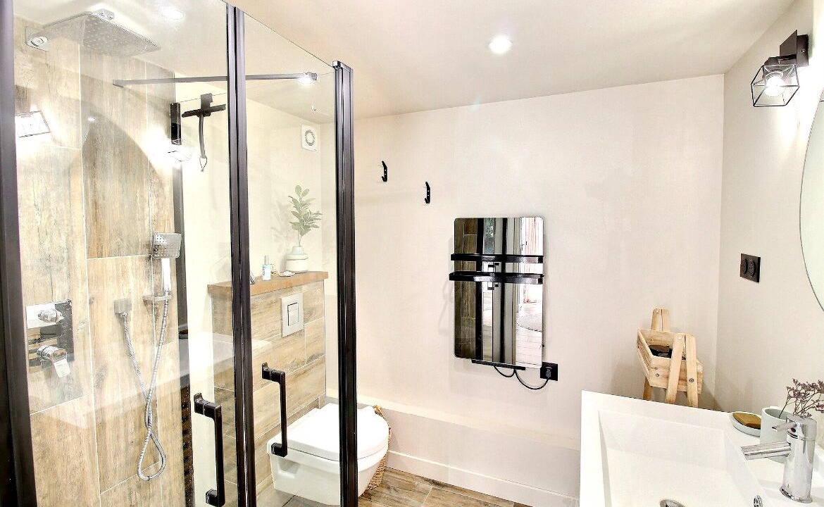 Photo of Bathroom in Monteux