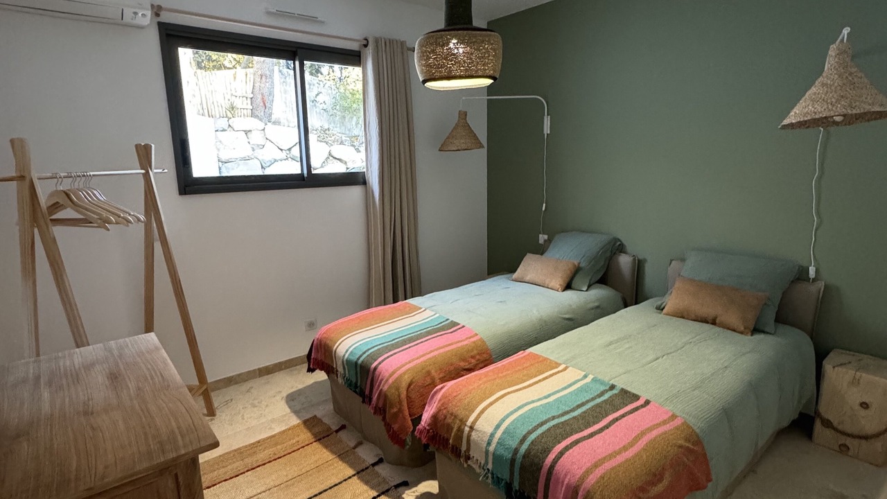 Photo of Bedroom in Rochefort-du-Gard