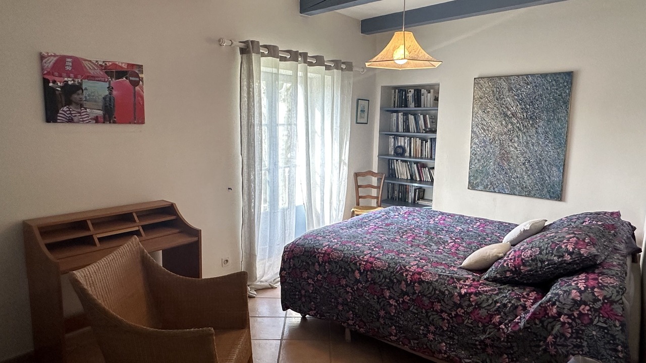 Photo of Bedroom in Caderousse