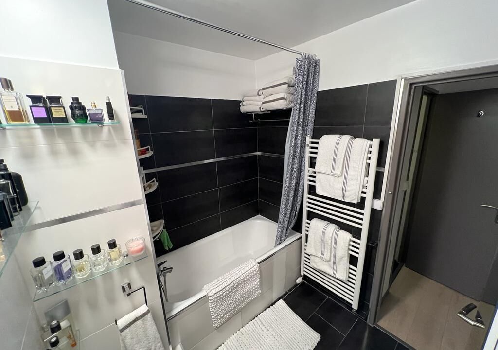 Photo of Bathroom in La Pointe Rouge