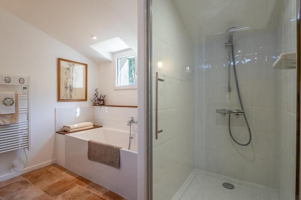 Photo of Bathroom in Saignon