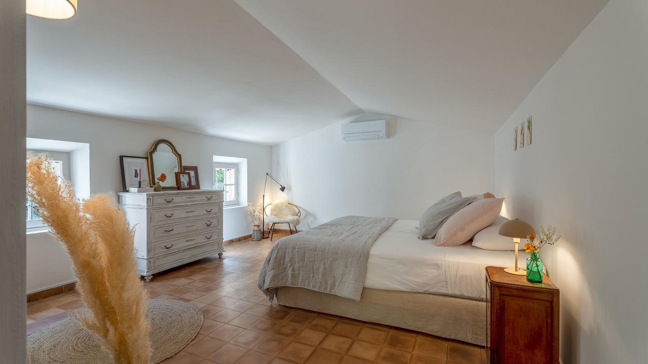 Photo of Bedroom in Saignon