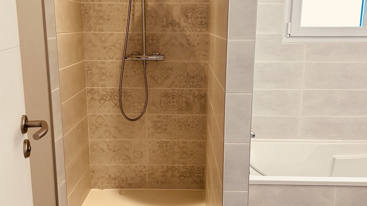 Photo of Bathroom in Molleges