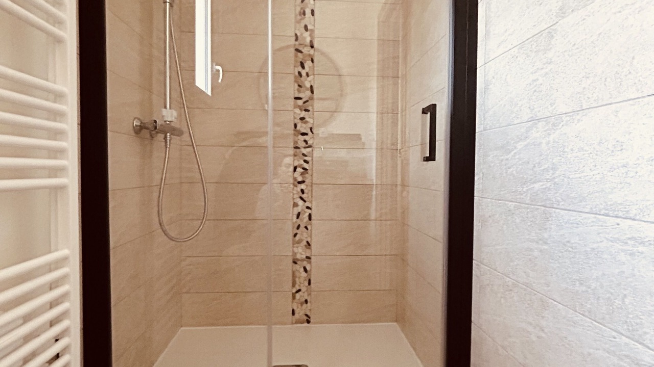 Photo of Bathroom in Molleges