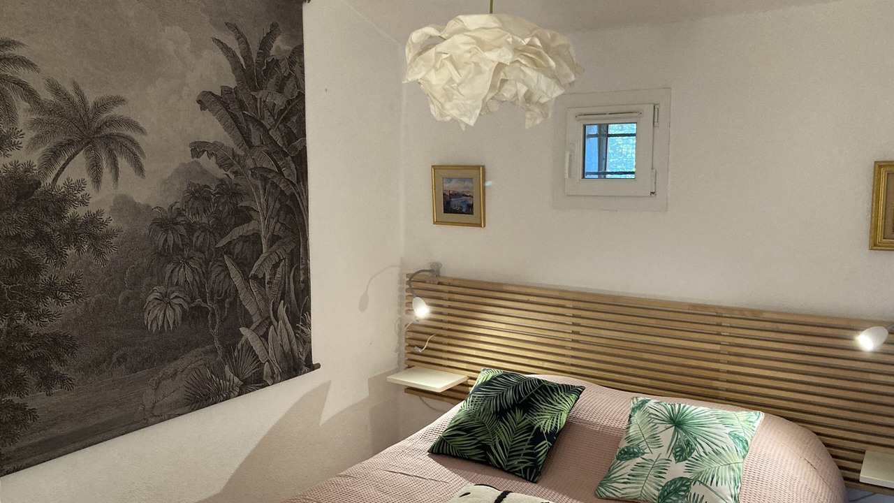 Photo of Bedroom in Saint-Cannat