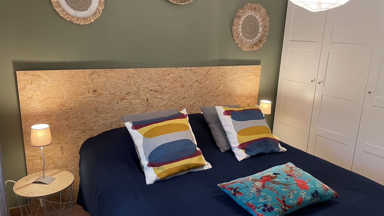 Photo of Bedroom in Saint-Cannat
