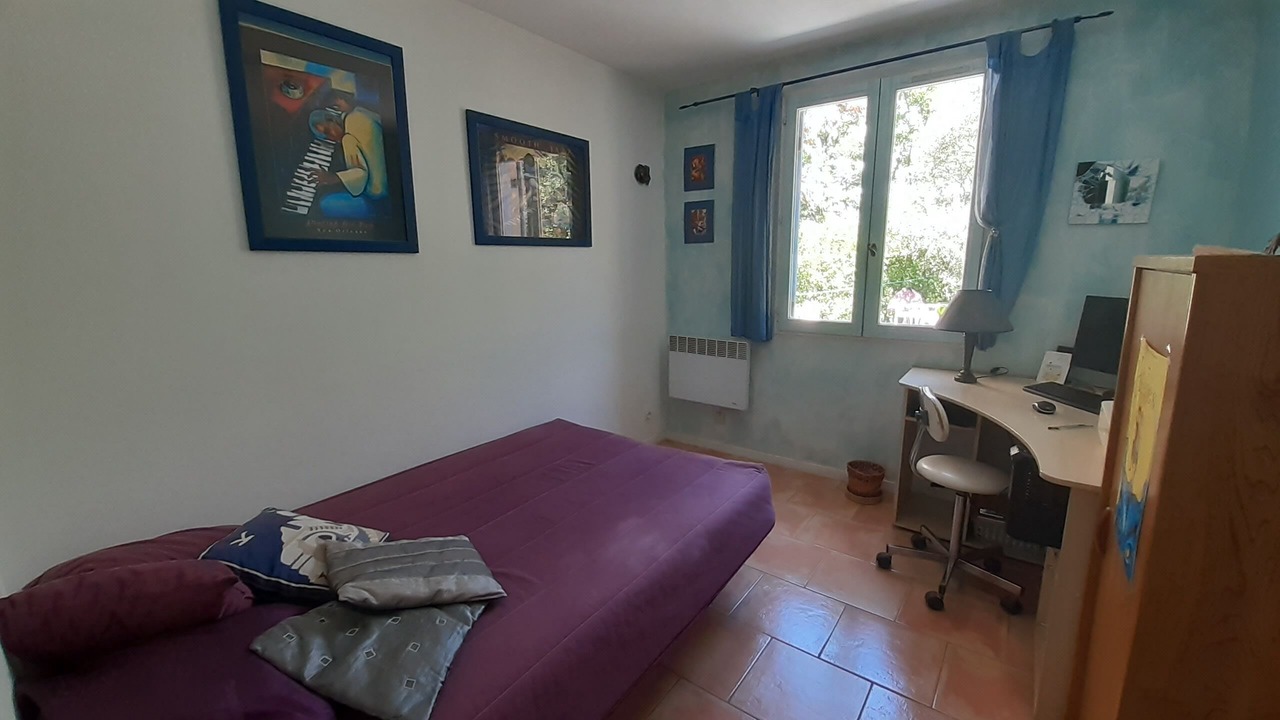 Photo of Bedroom in La Roquebrussanne