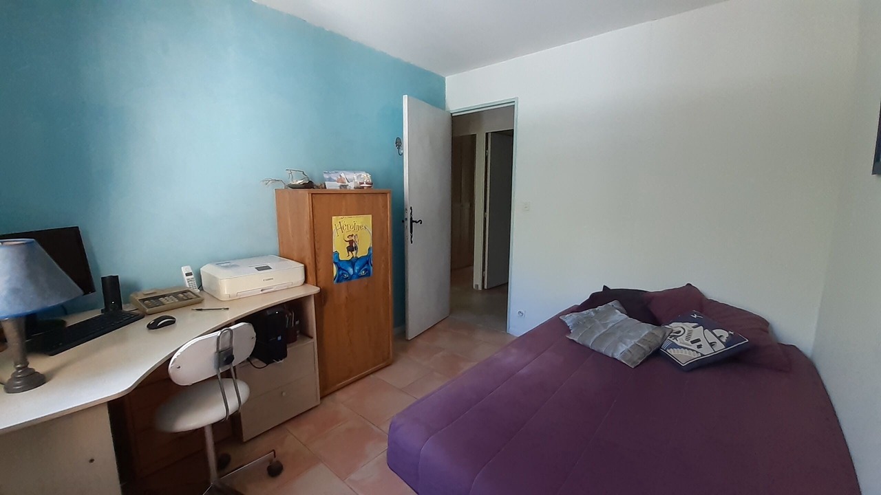Photo of Bedroom in La Roquebrussanne