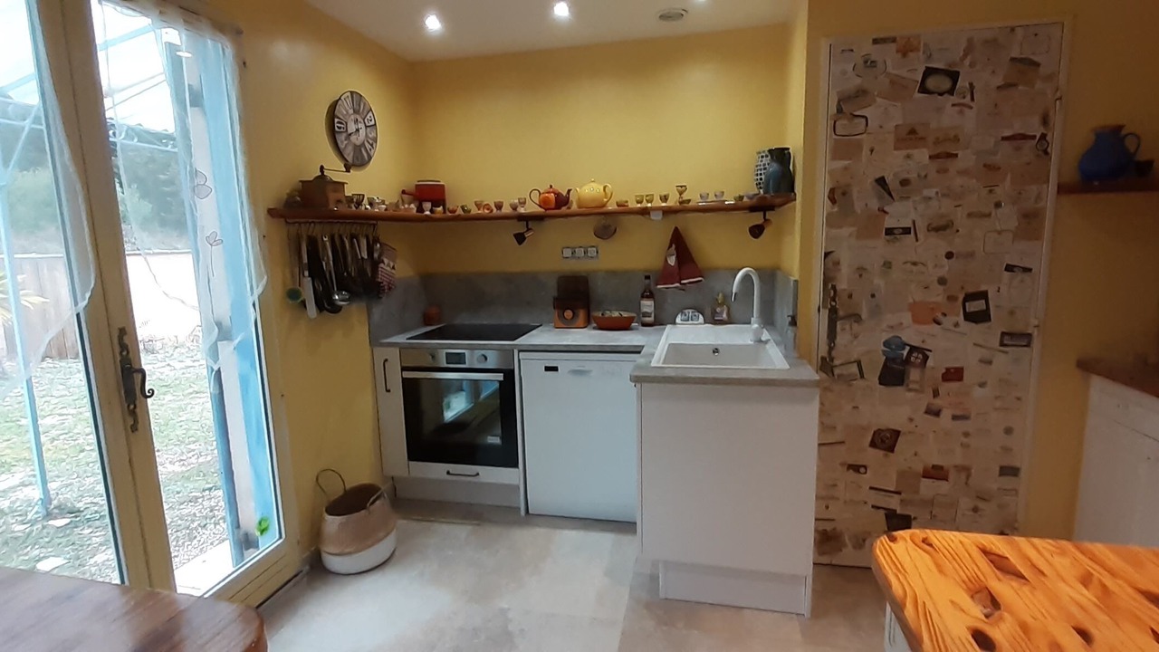 Photo of Kitchen in La Roquebrussanne